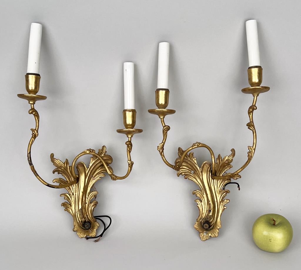 Pair Carved & Gilt Wood Sconces (1 of 4)