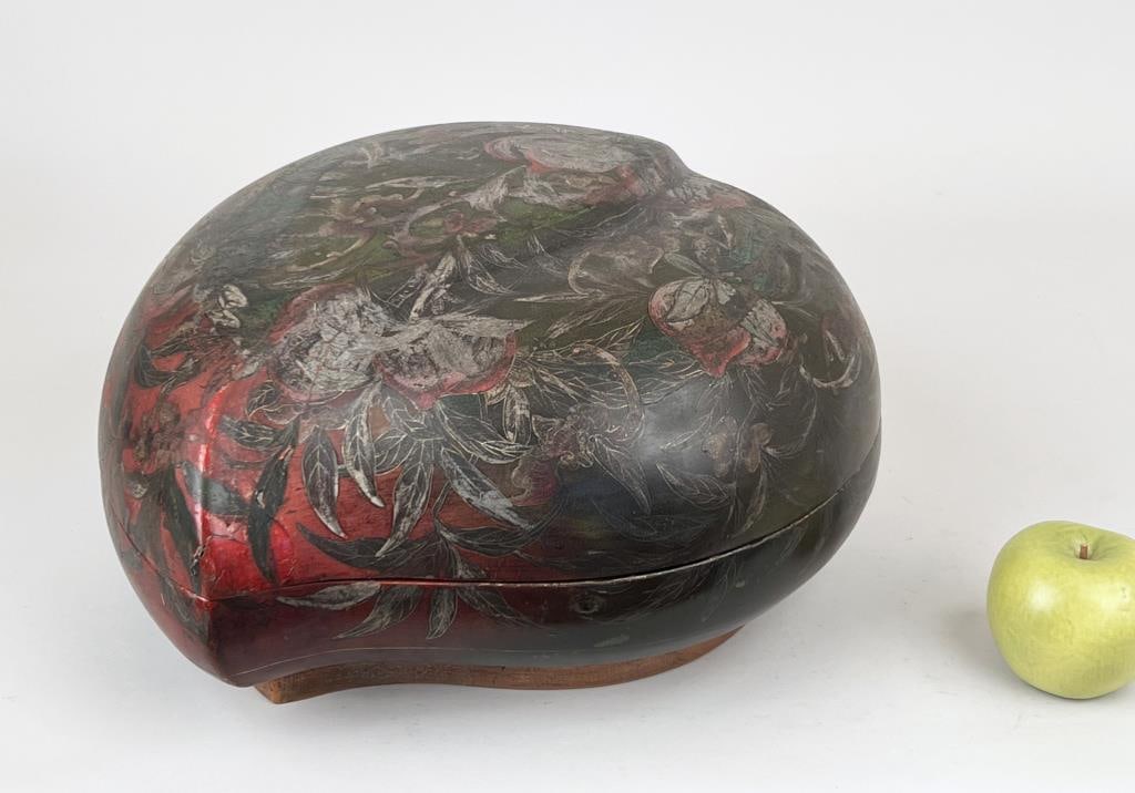 Chinese Peach Form Lacquerware Box (1 of 6)