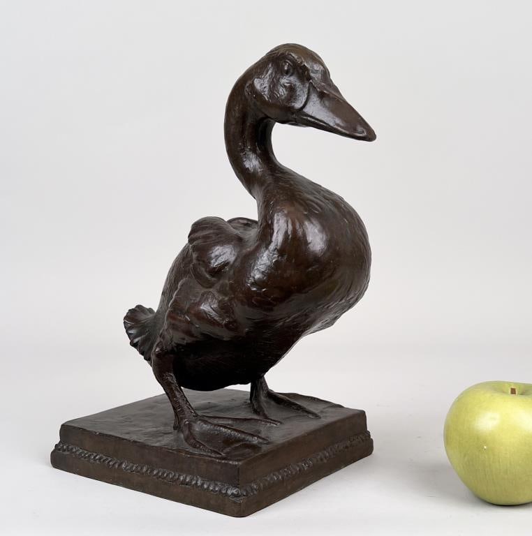 Thrasher, Bronze Sculpture "Young Duck" (1 of 11)