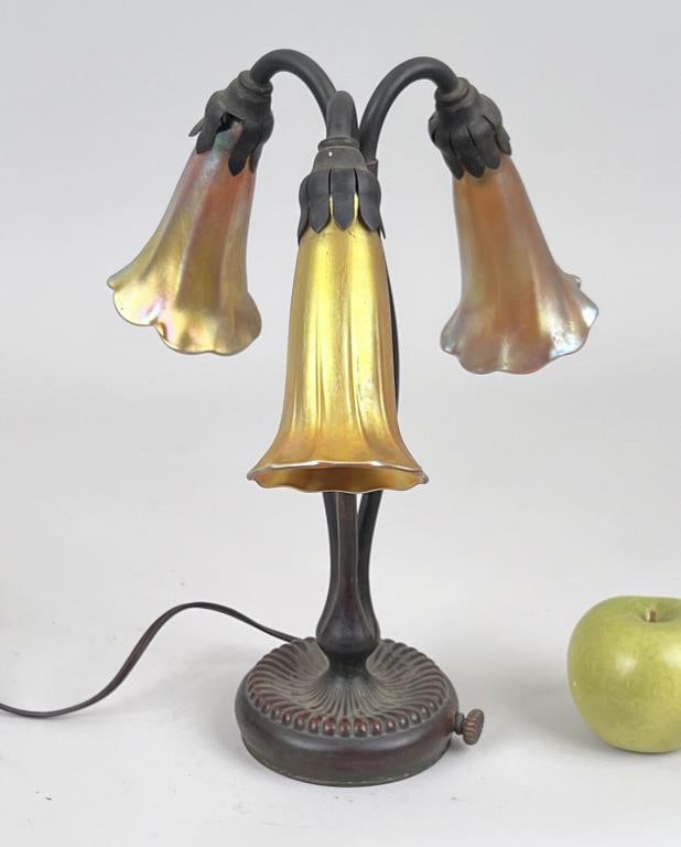 Tiffany Studios Three Light Lily Table Lamp (1 of 8)