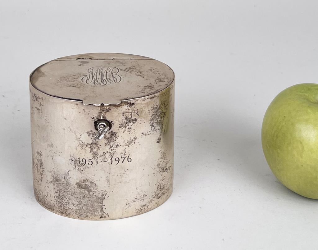 Tiffany & Co Sterling Cylindrical Lidded Box (1 of 6)