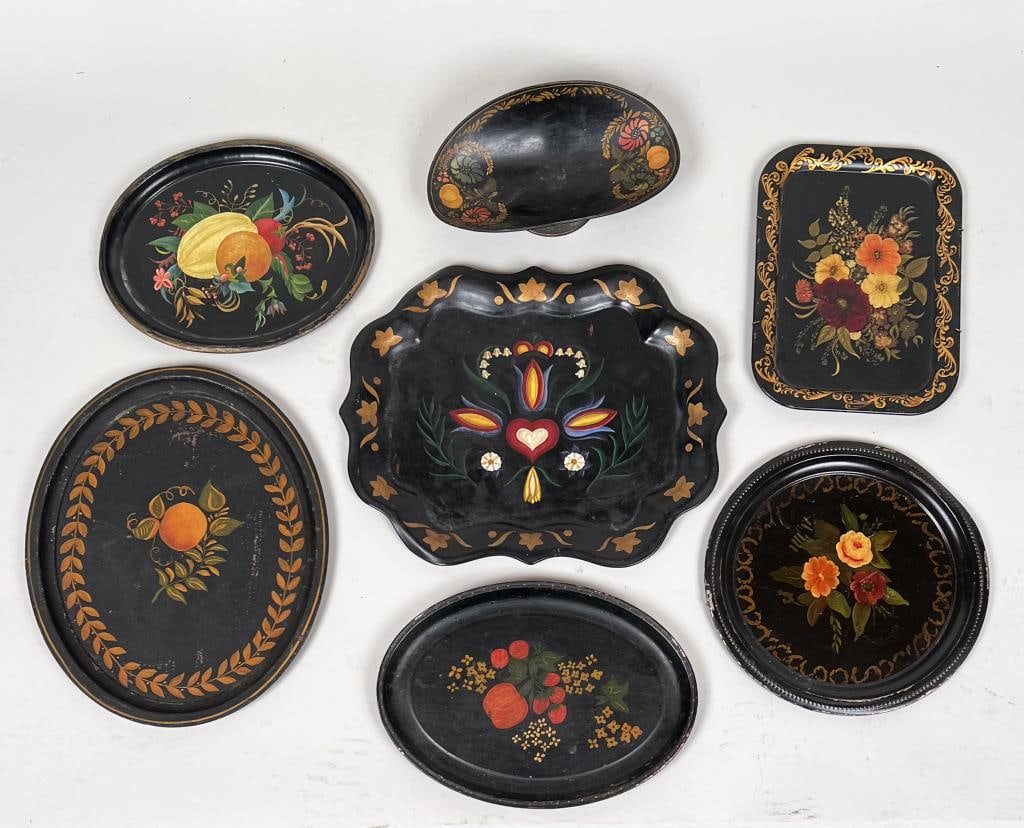 Group Seven Vintage Painted Toleware Trays (1 of 2)