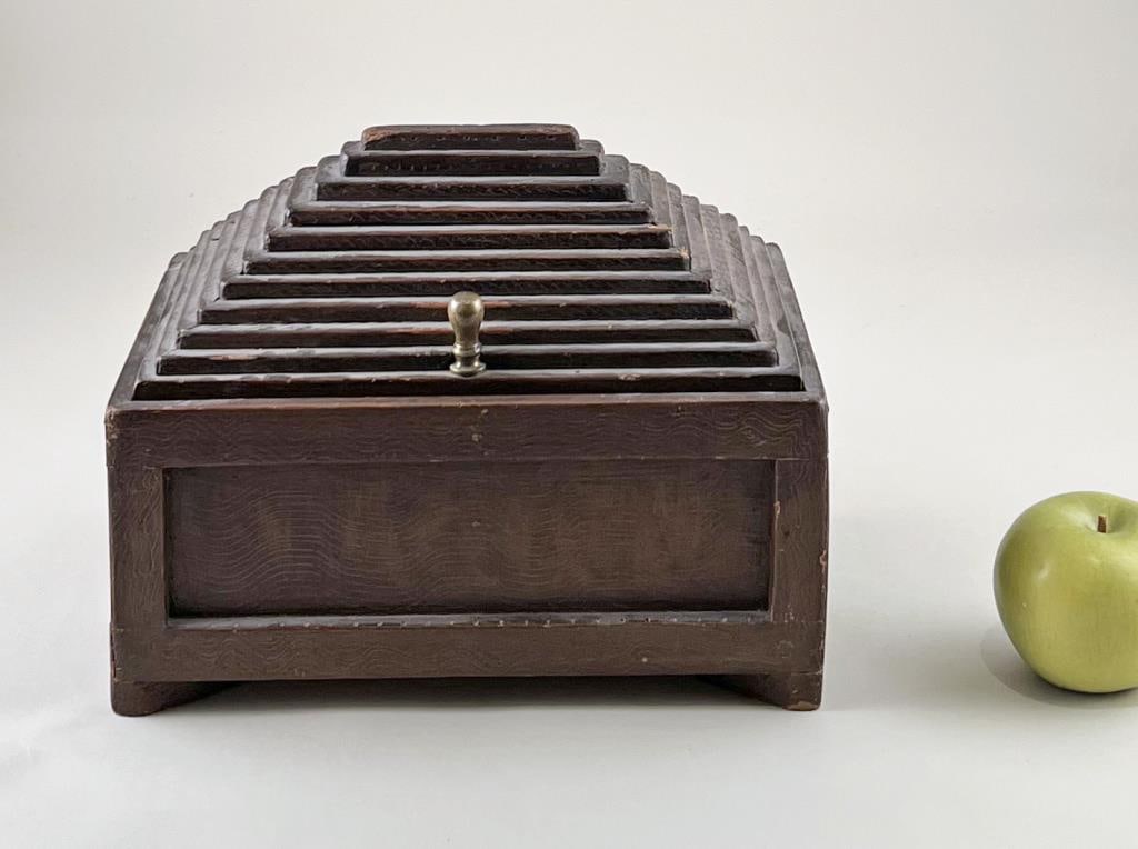 Folk Art Grain Painted Tramp Art Box (1 of 7)