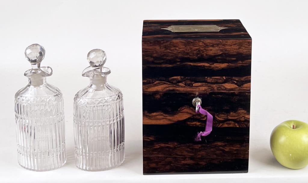 Calamander Cased Campaign Style Tantalus Box (1 of 9)