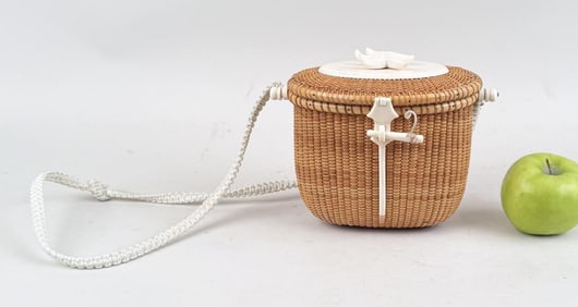 Terry Sylvia Nantucket Friendship Basket