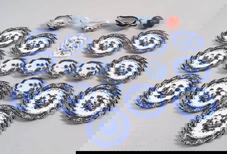 Eleven Royal Doulton Watteau Plates: together with Mottahedeh Blue Canton porringer, Meissen Blue Onion cheese plate and gravy boat, five Mottahedeh Colonial Williamsburg Restoration Imperial Blue Ring tray dishes. Largest: 8" diameter.