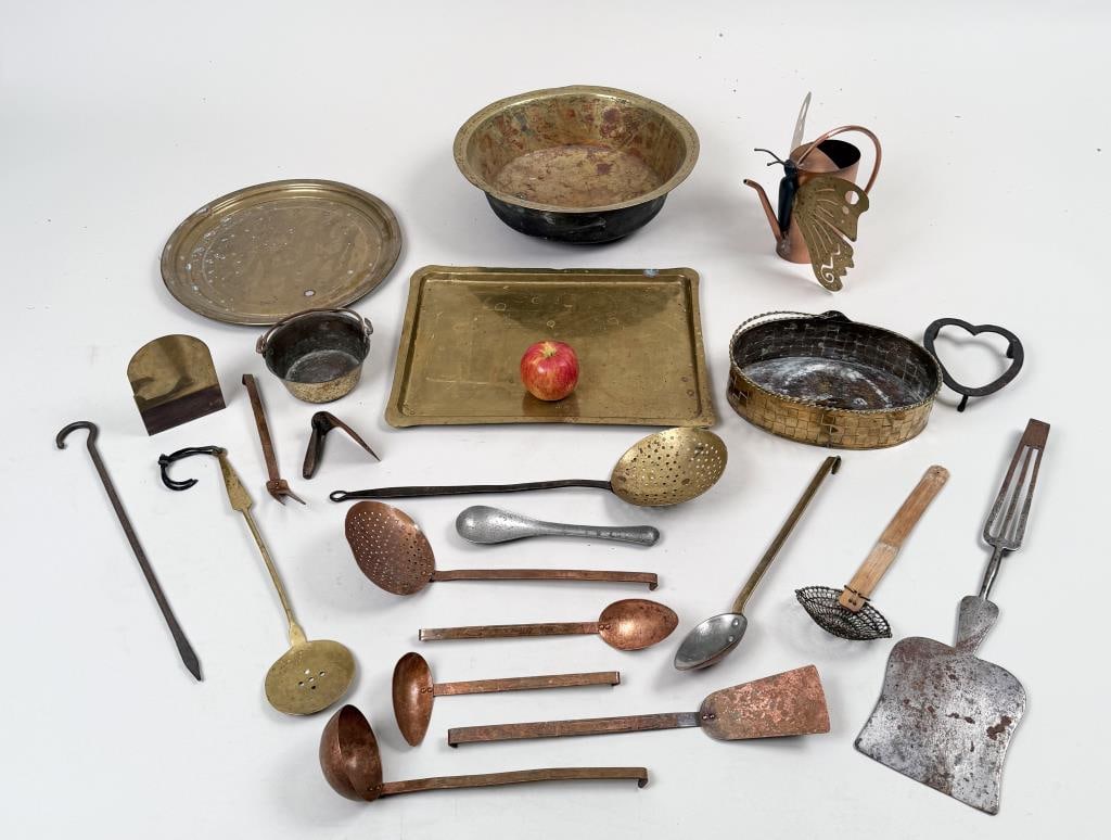 Group Metal Ware Accessories (1 of 5)