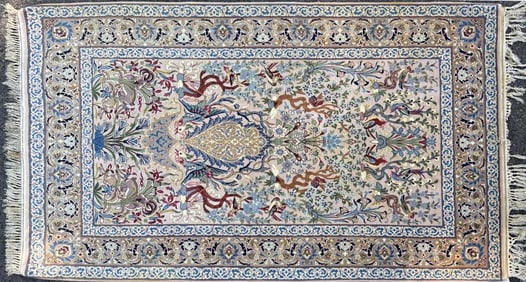 Fine Persian Isfahan Rug