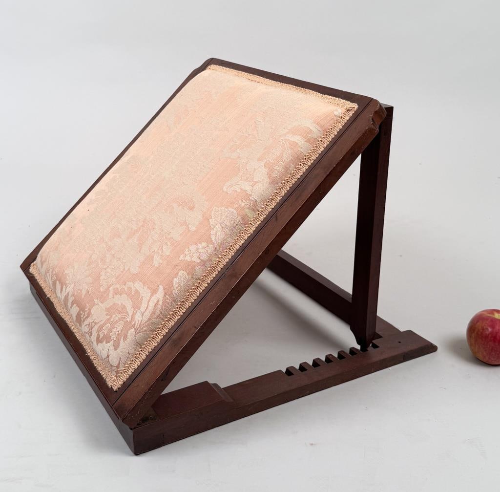 Antique Three Part Mahogany Ratcheting Foot Stool (1 of 6)