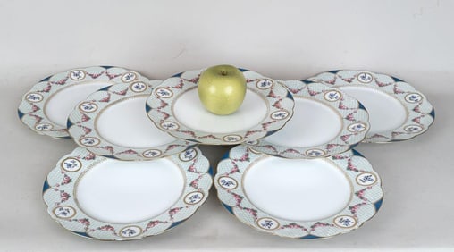 Set Eight Limoges Porcelain Luncheon Plates