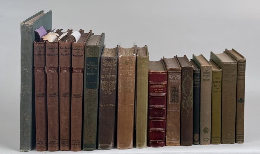 Estate Group Vintage Garden Books (1 of 7)