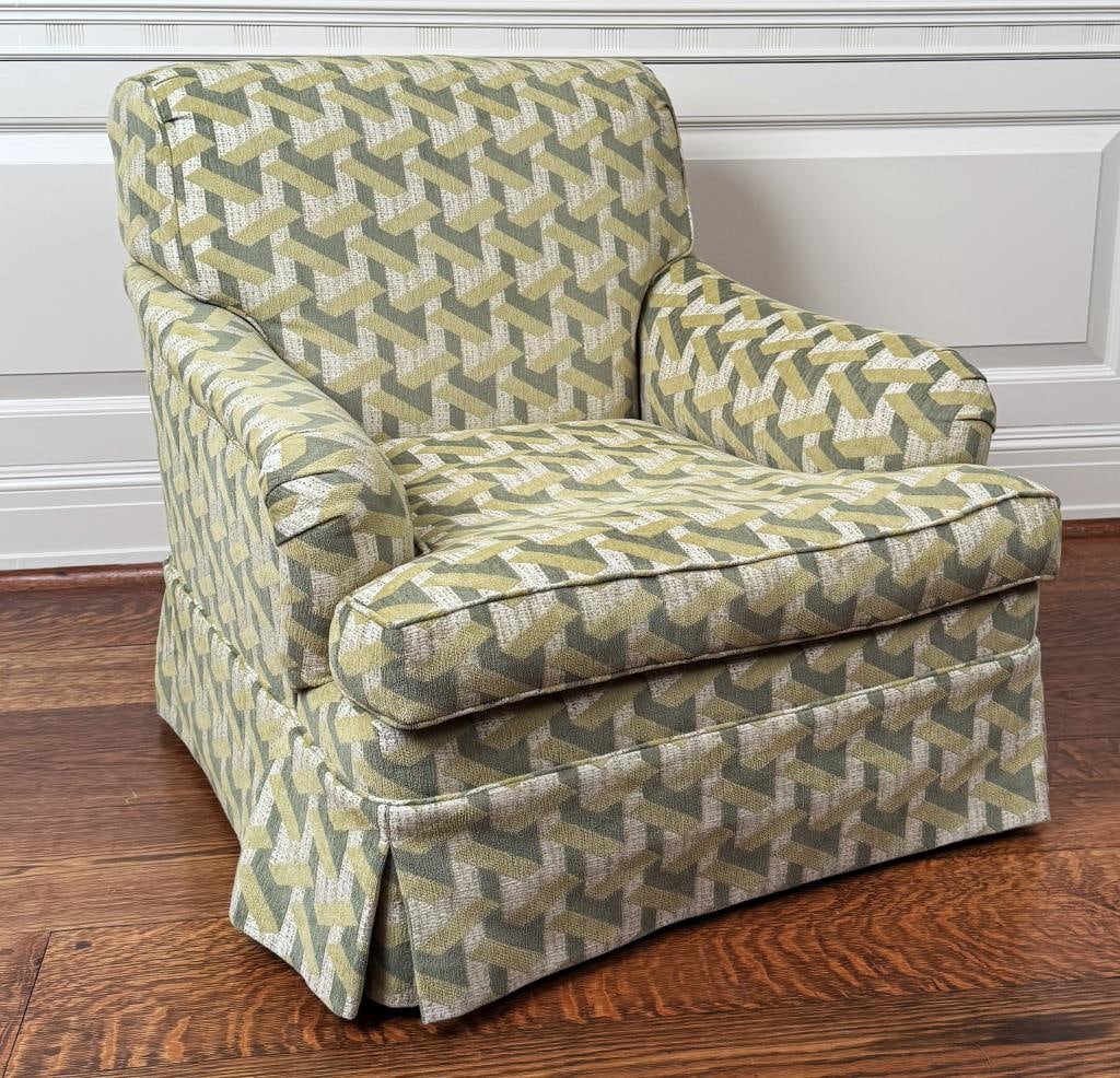MCM Style Upholstered Club Chair: in possibly Huntington House Piller Wasabi upholstery fabric. 32" high, 32" wide, 37" deep. Use wear.