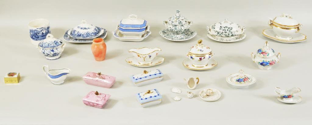 Group Assorted Miniature Child's Tea Sets: Group assorted miniature child's tea sets, serving dishes and other items, 19th/20th C, including two blue and white Staffordshire tureens and platter, two green transferware tureens and under plates,