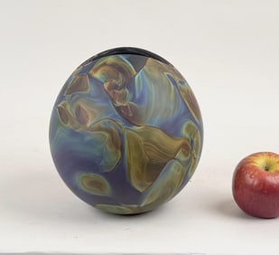 Warren/Van Hassel, Signed Art Glass Vase