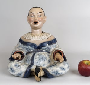 Sitzendorf Porcelain Chinoiserie "Nodder" Figure