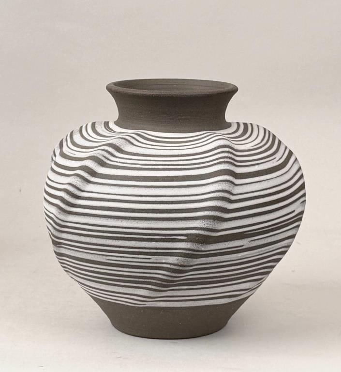 Mary Jaffe Studio Art Pottery Vase (1 of 5)