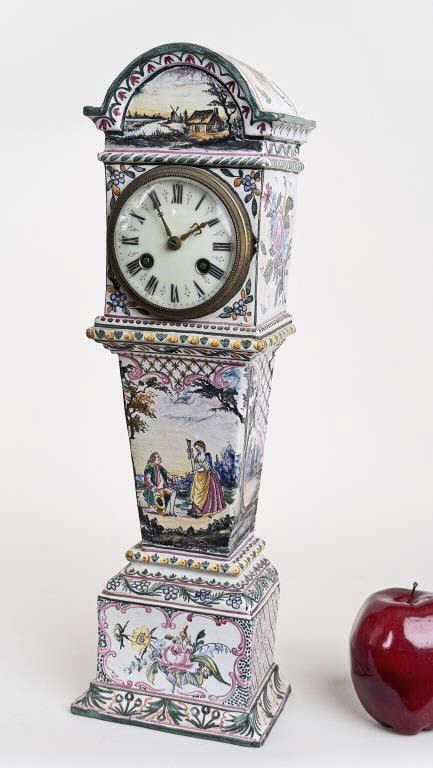 Dutch Faience Mantle Clock (1 of 10)