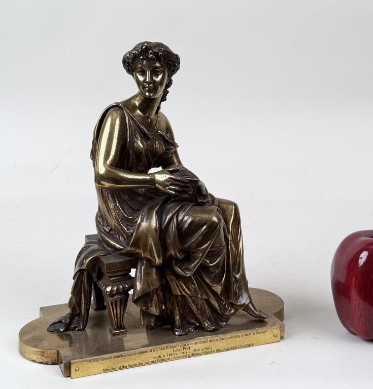 L. Pilet, Bronze Sculpture Greco - Roman Woman (1 of 9)