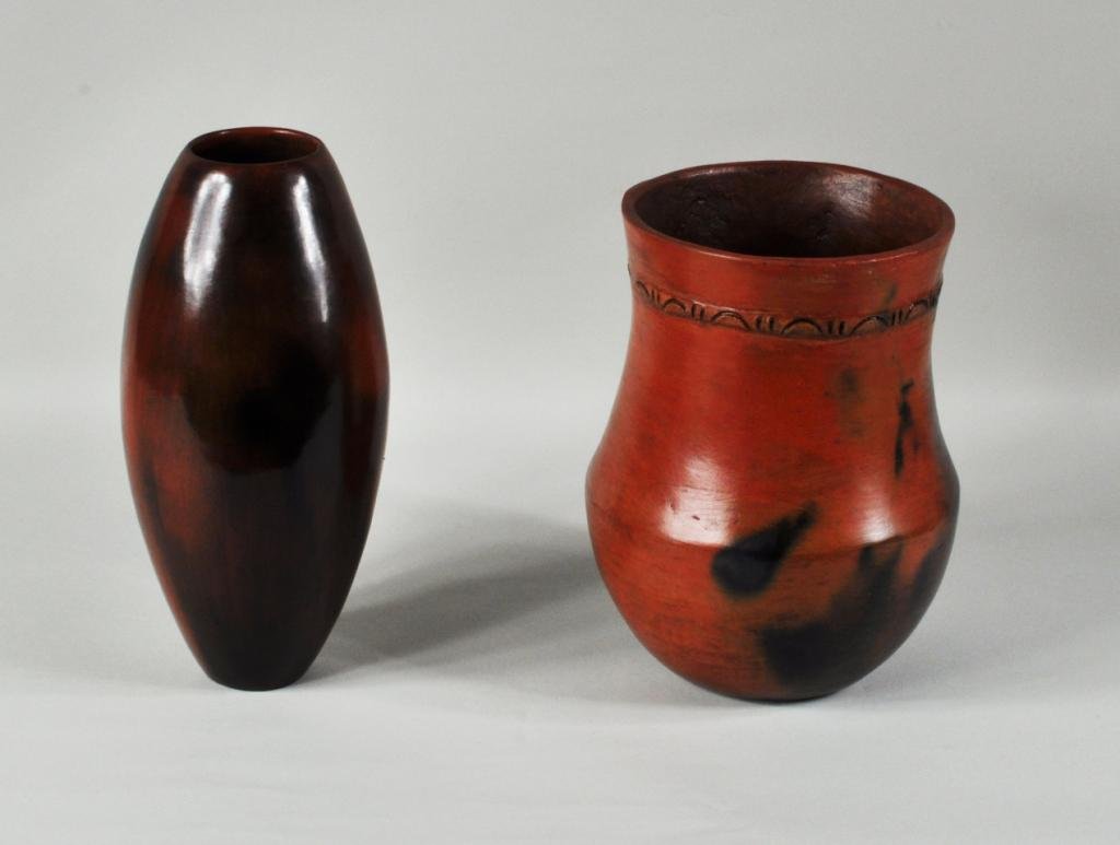 Two Navajo Pottery Items: Two Navajo pottery items, 20th C., comprising: a large jar with incised banding signed RW for Rose Williams and a vase by her daughter Alice Cling, signed on base Alice Cling. Largest: 9 3/4" high, 4 