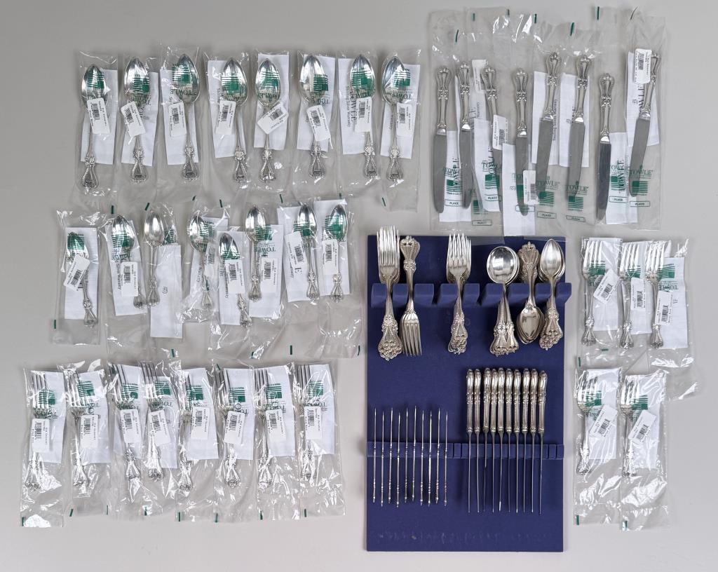 Towle Old Colonial Sterling Flatware Service (1 of 7)