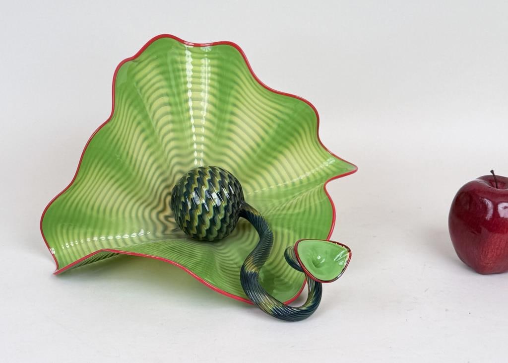 D. Chihuly, Parrot Green Persian Glass Sculpture (1 of 9)