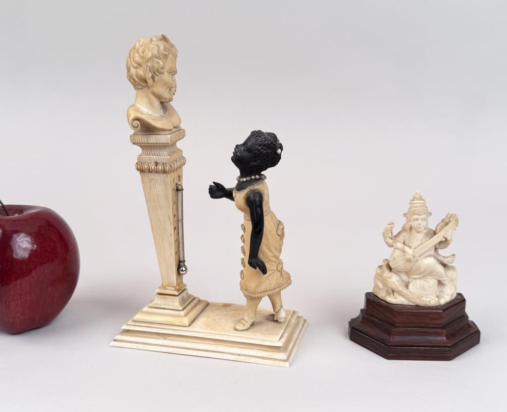 Two Antique Carved Bone Items (1 of 9)