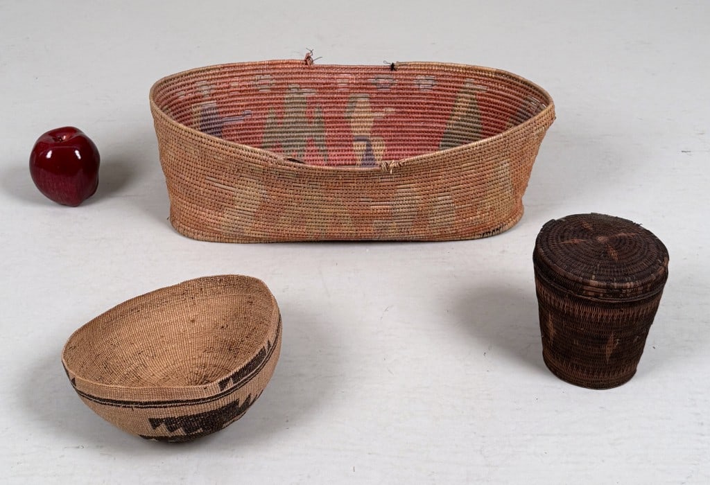 Group Three Native American Baskets (1 of 6)
