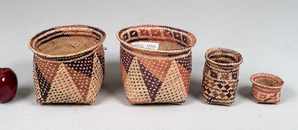 Four Francine Alex Choctaw Baskets (1 of 6)