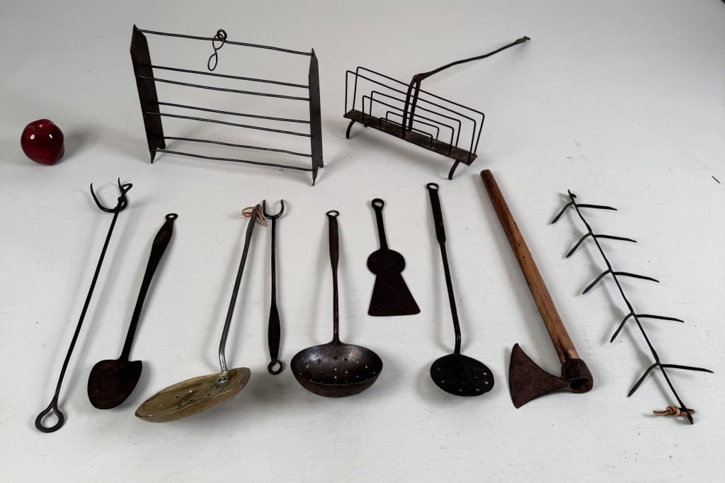 Group Antique Wrought Iron Hearthwares (1 of 6)