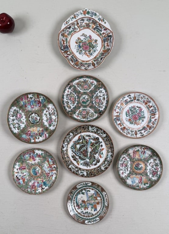 Eight Famille Rose & Famille Verte Porcelain Wares (1 of 11)