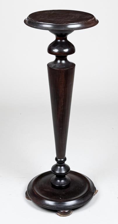 Turned Mahogany Tapering Columnar Pedestal (1 of 4)