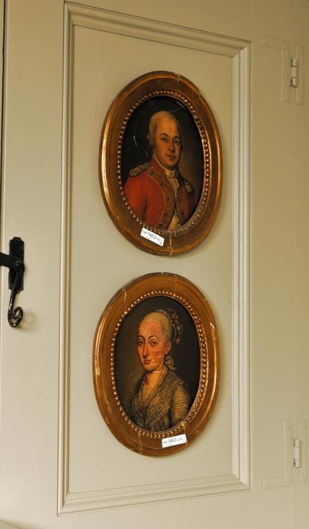 Pair Continental Oval Framed Portraits/Panel (1 of 4)