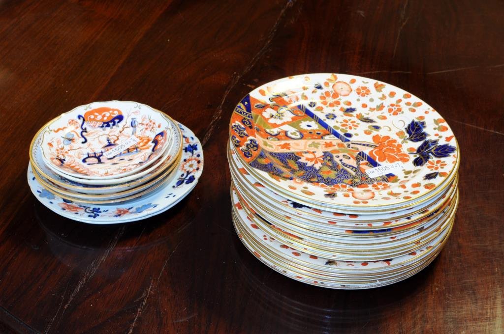 Large Group English Imari Pattern Plates, Derby (1 of 6)