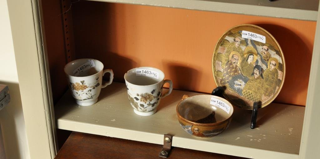 Four Asian Porcelain Items (1 of 1)