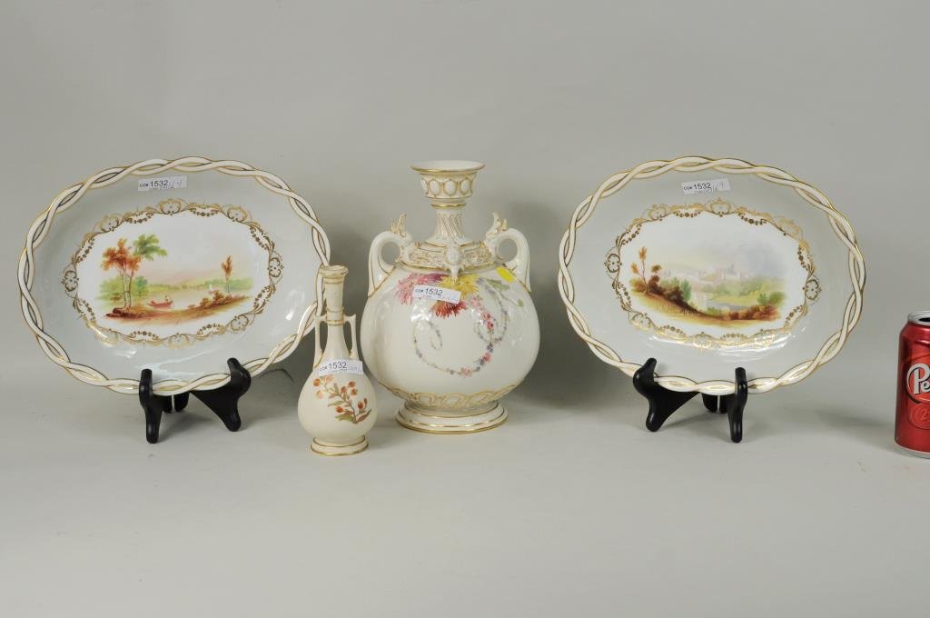 Two Royal Worcester Porcelain Vases, Two Stands (1 of 5)