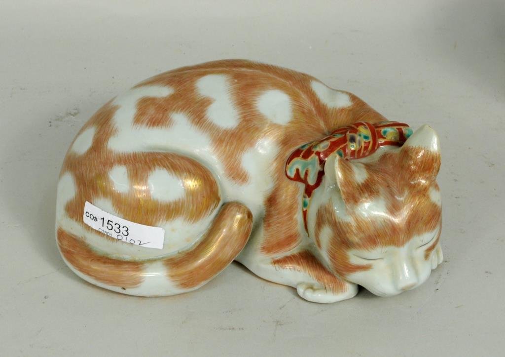 Japanese Porcelain Kutani Cat (1 of 2)