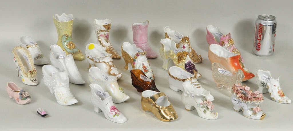 Group Continental Porcelain Shoe Form Containers (1 of 3)