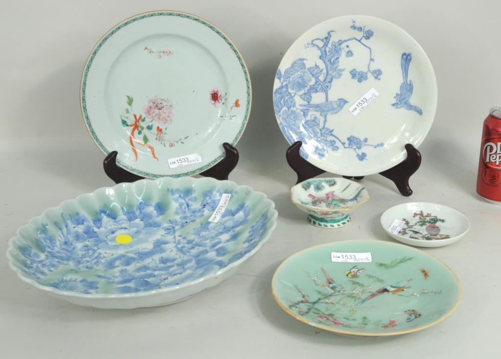 Group Six Asian Porcelain Items (1 of 2)