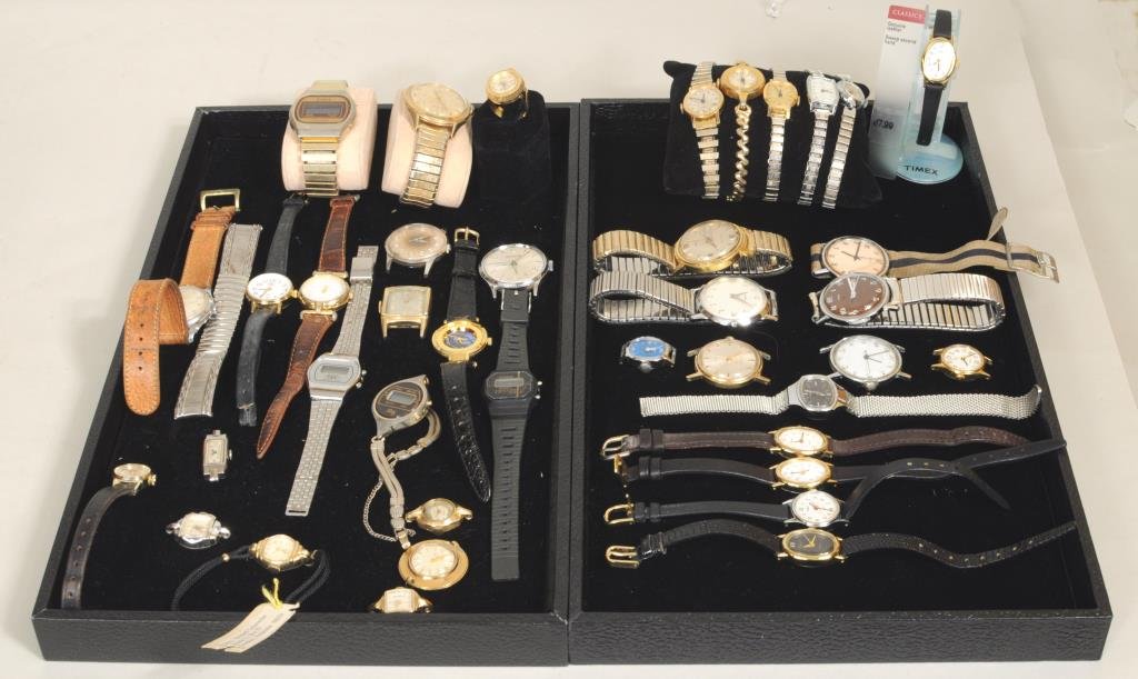 Large Lot of Vintage Watches (1 of 2)