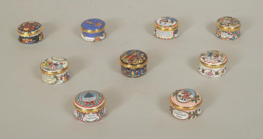 Nine Halcyon Days Enamel Christmas Boxes (1 of 7)