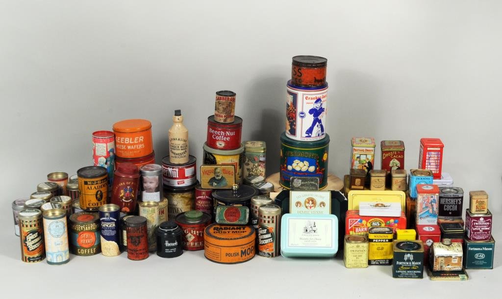 Group Vintage Tins & Containers (1 of 3)