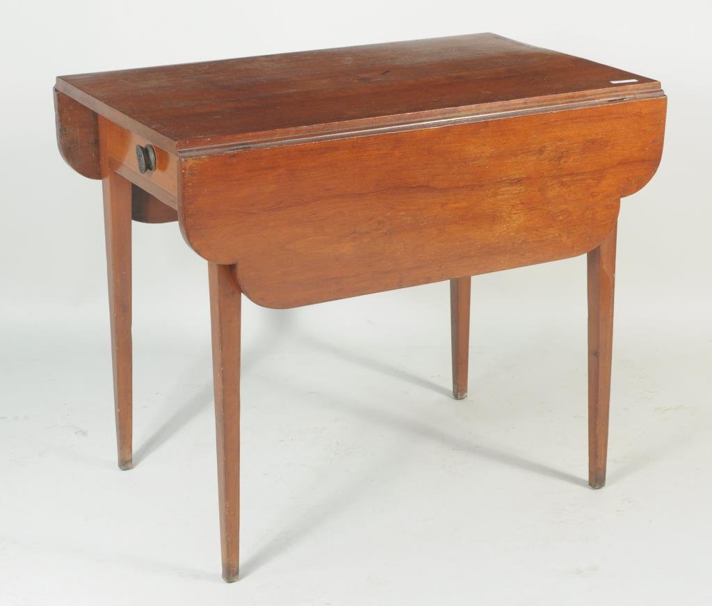 Hepplewhite Cherrywood Pembroke Table (1 of 3)