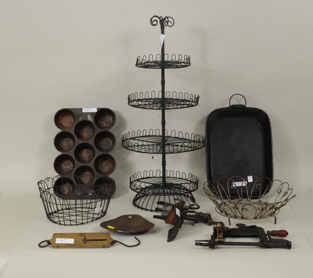 Group Cast Iron Baking Pans & Utensils (1 of 4)