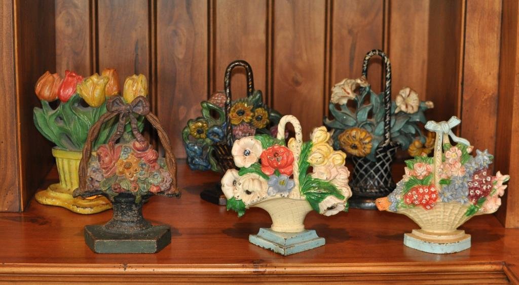 Group 6 Cast Iron Painted Floral Basket Doorstops (1 of 2)