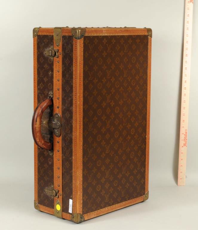 Vintage Louis Vuitton Twin Shoebox Trunk (1 of 10)