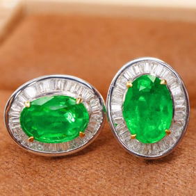EMERALD STUD EARRINGS