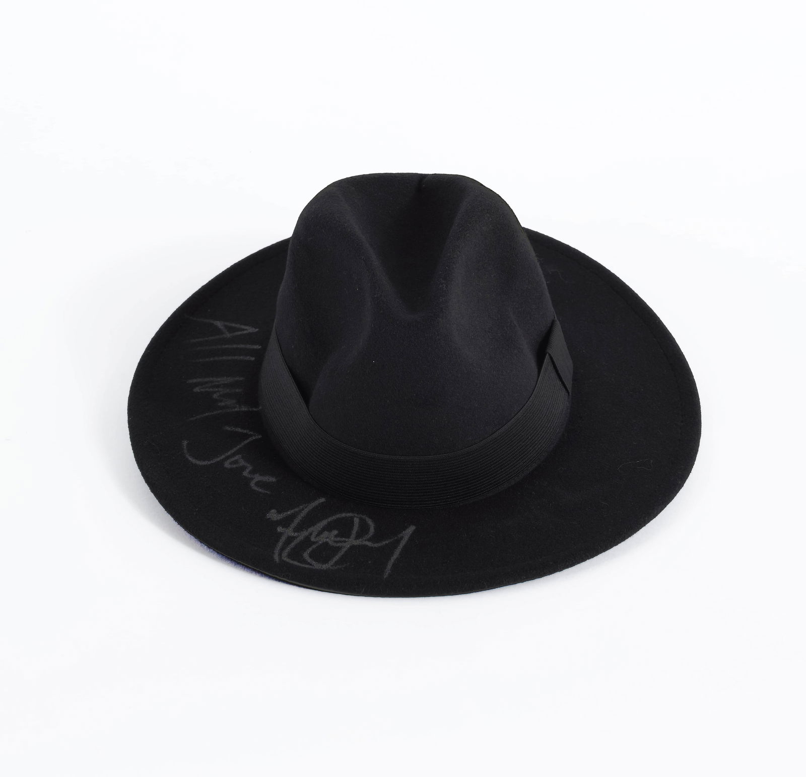 MICHAEL JACKSON SIGNED A BLACK TOP HAT AND INSCRIBED "ALL MY LOVE" (1 of 4)