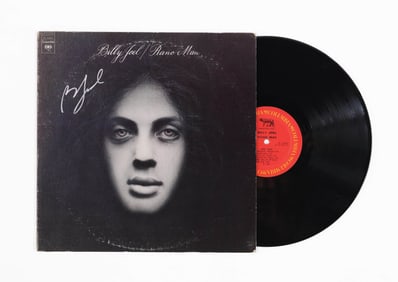 BILLY JOEL SIGNED VINYL RECORD OF "PIANO MAN"