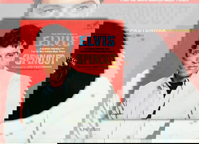 ELVIS PRESLEY SIGNED AND INSCRIBED 'SPINOUT' VINYL RECORD