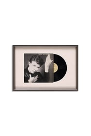 DAVID BOWIE SIGNED VINYL RECORD OF "HEROES"